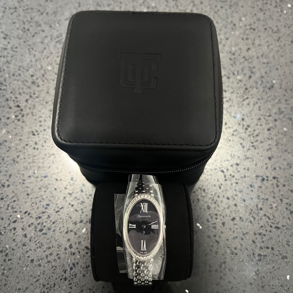 Tiffany & Co. atlas watch - Picture 16 of 16